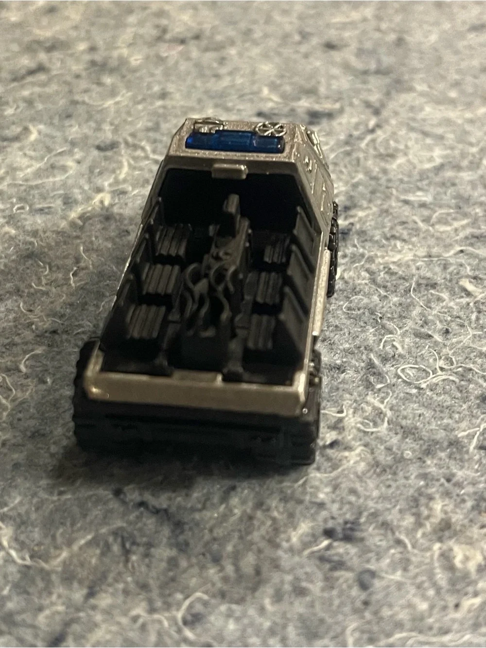 Matchbox 2000 Armored Response Vehicle)